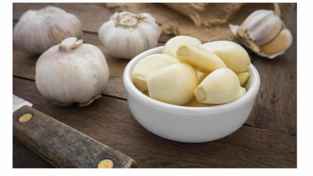 Nigerian foods that boost breast milk production - garlic