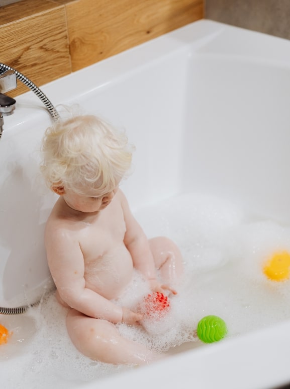 Baby bath water temprature